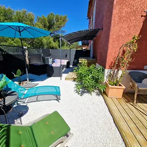 L'instant - Bord De - Avec Grand Jardin A La Capte Hyères